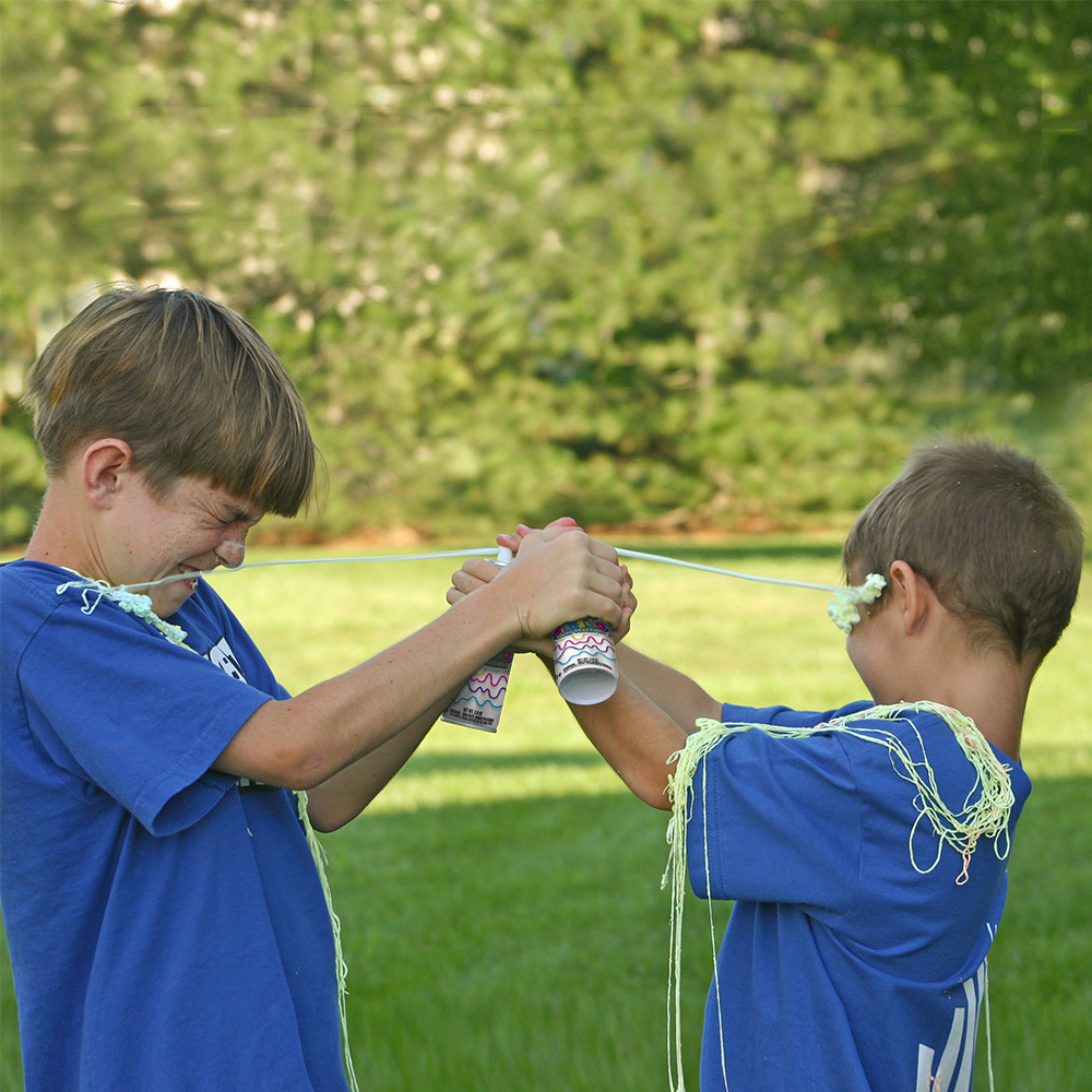 Funny String Spray Streamer 4-Pack